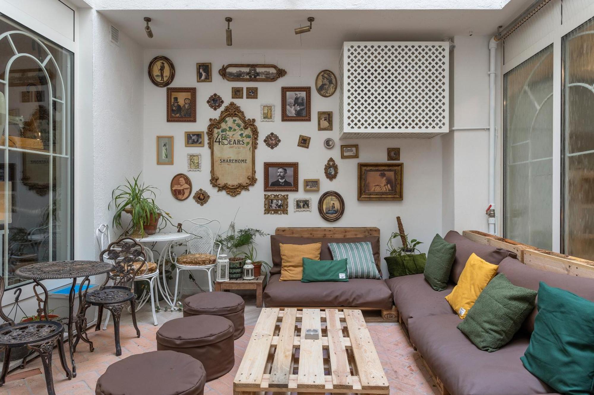 4 Bears Sharehome Casa de hóspedes Madri